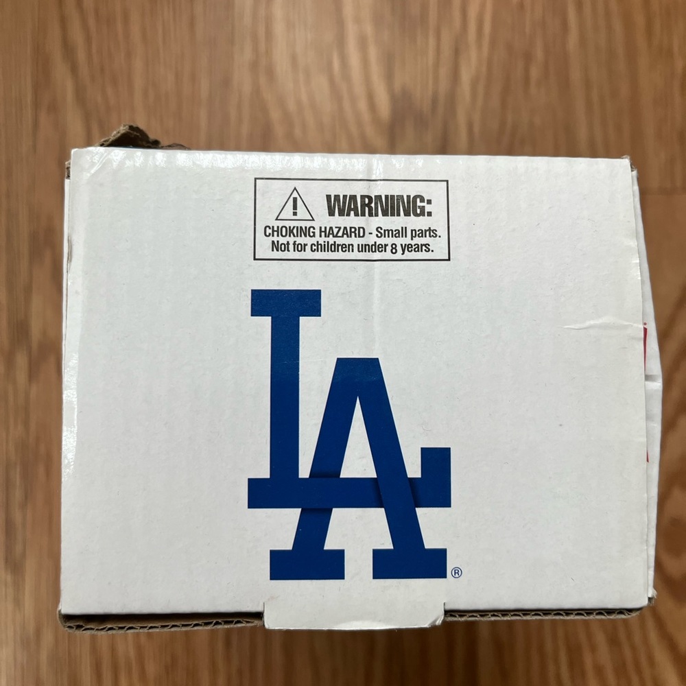 Bobblehead - Picture 4 of 12